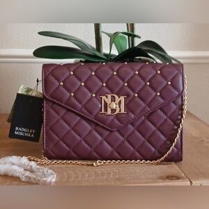 Badgley Mischka NWT Crossbody Diamond Quilting Round Studs on Front Plum Gold